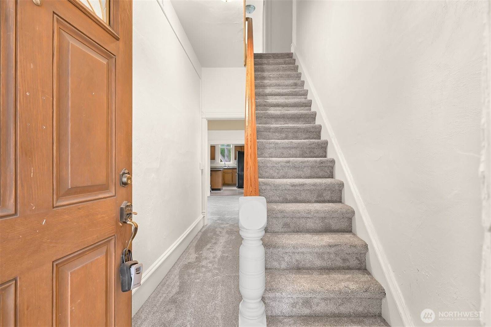 1609 F Street, Bellingham, WA 98225