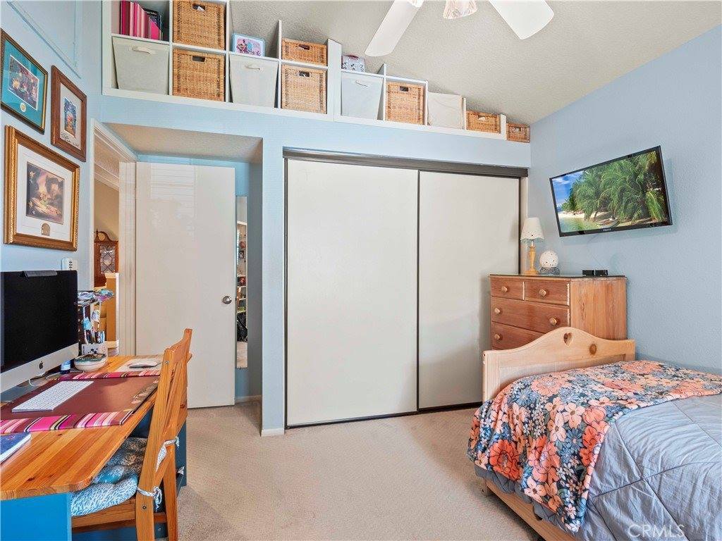 22865 Tamarack Lane, Saugus, CA 91390