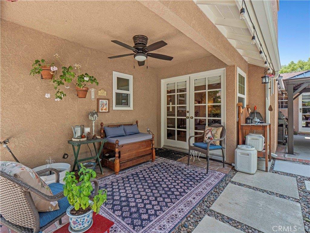 22865 Tamarack Lane, Saugus, CA 91390