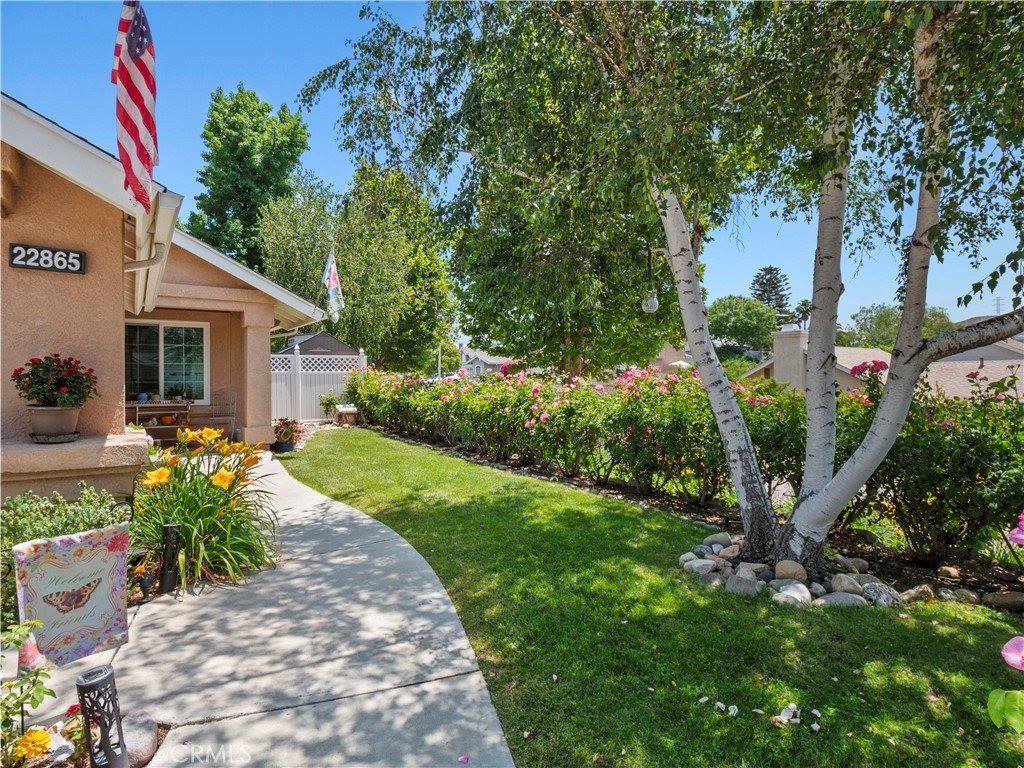 22865 Tamarack Lane, Saugus, CA 91390