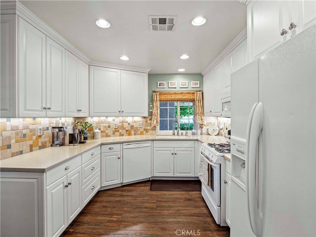 22865 Tamarack Lane, Saugus, CA 91390