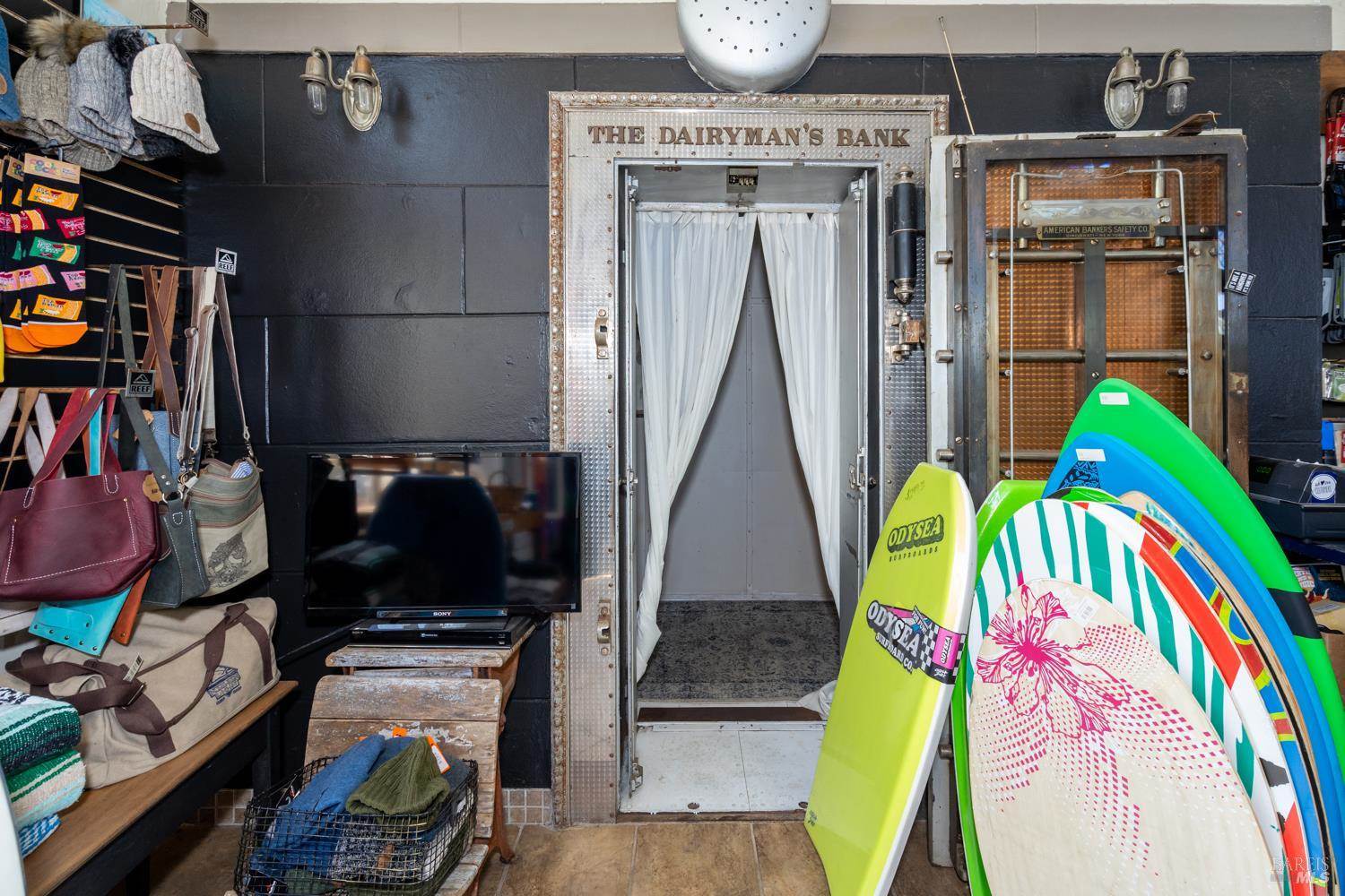 14435 Hwy 1, Valley Ford, CA 95450