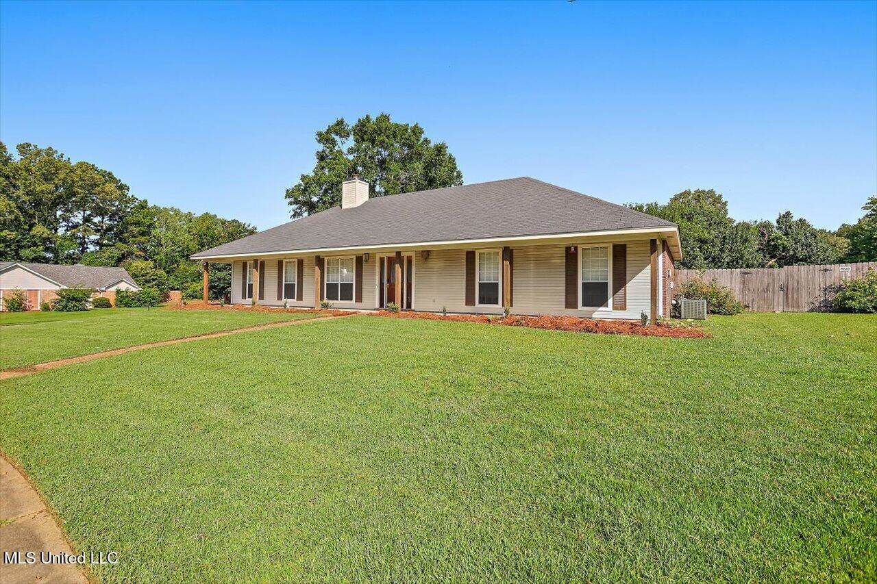 143 Glenwood Drive, Madison, MS 39110