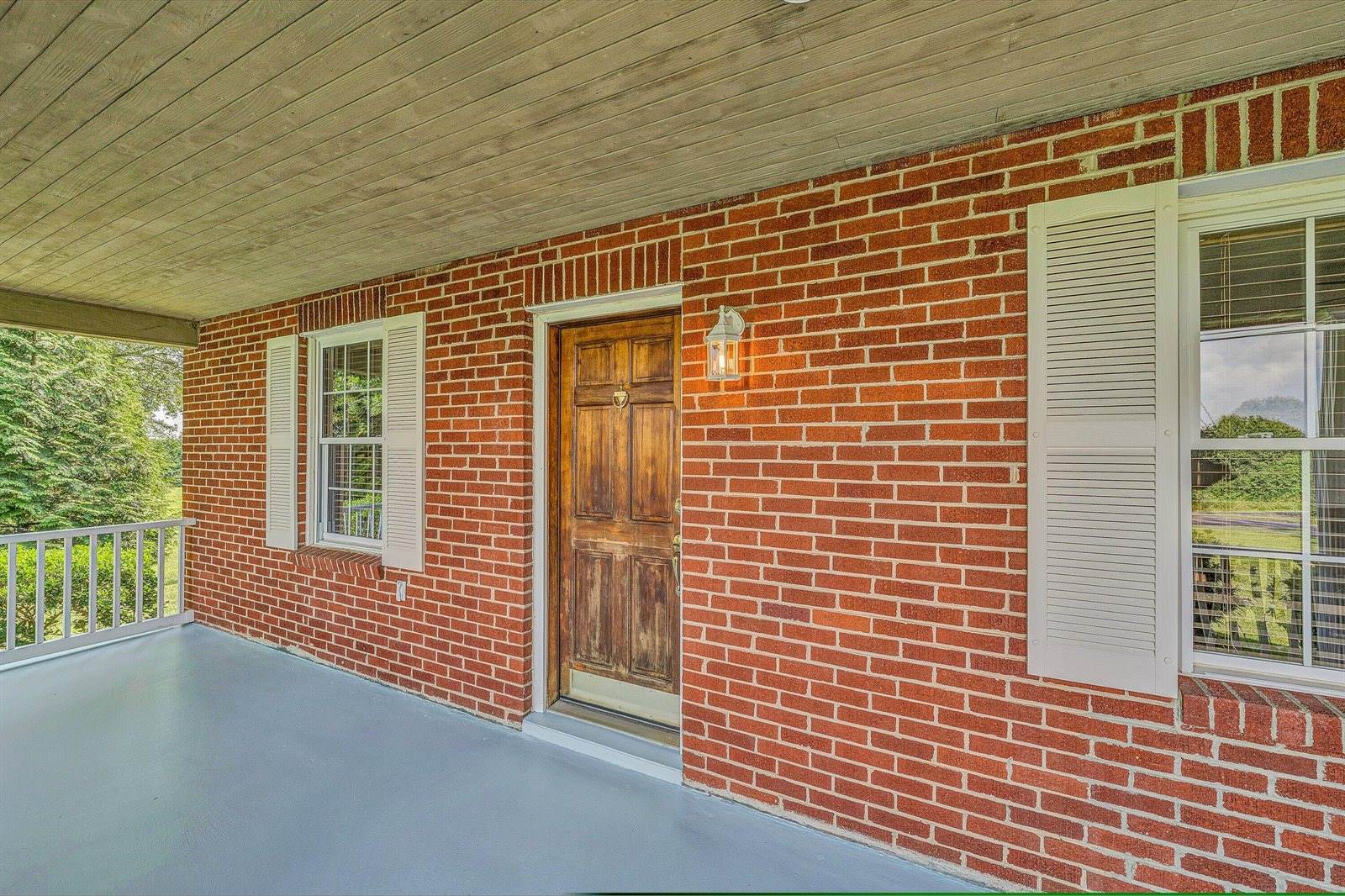 120 Nyle Ridge Rd, Wirtz, VA 24184