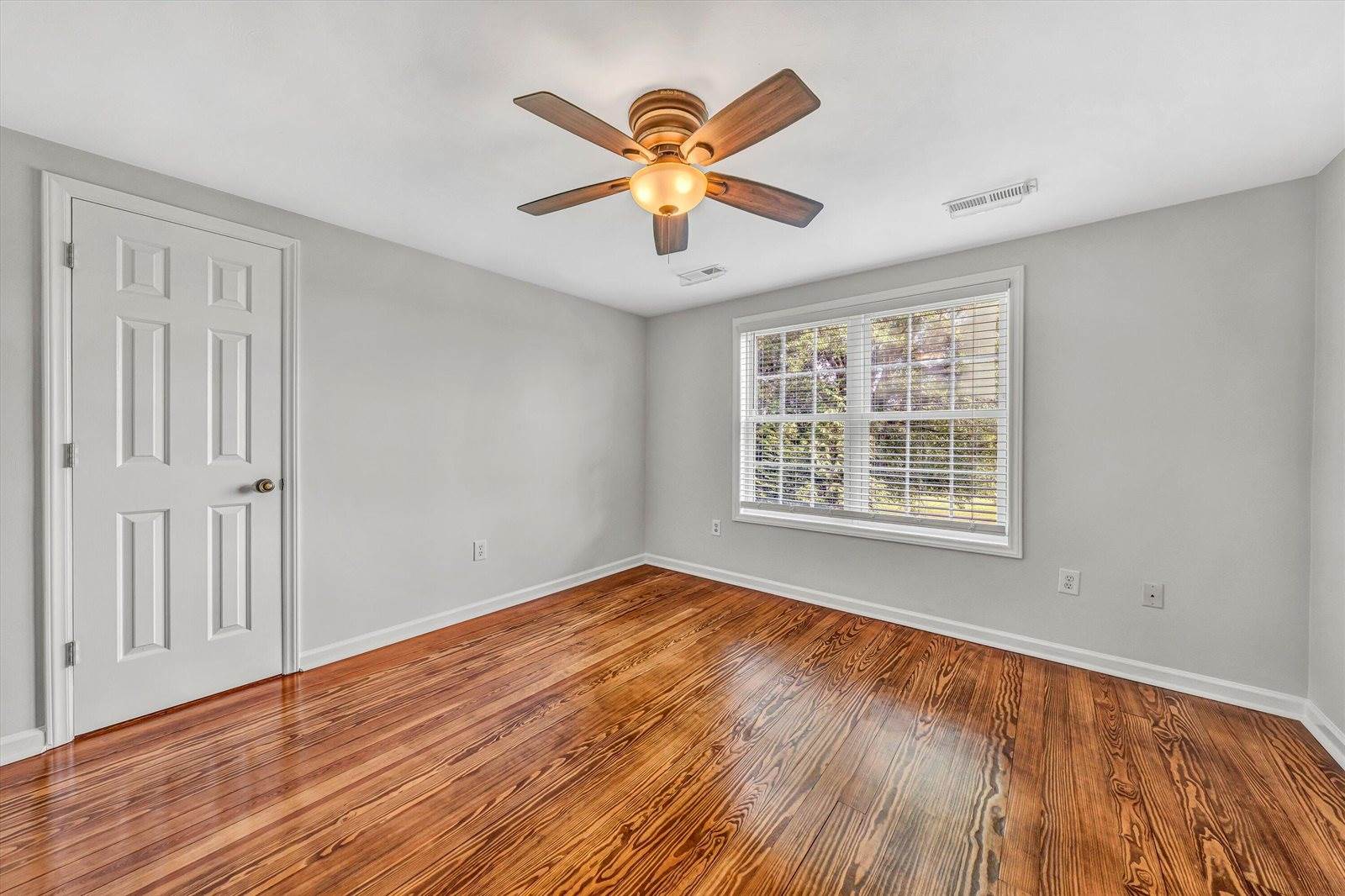 120 Nyle Ridge Rd, Wirtz, VA 24184