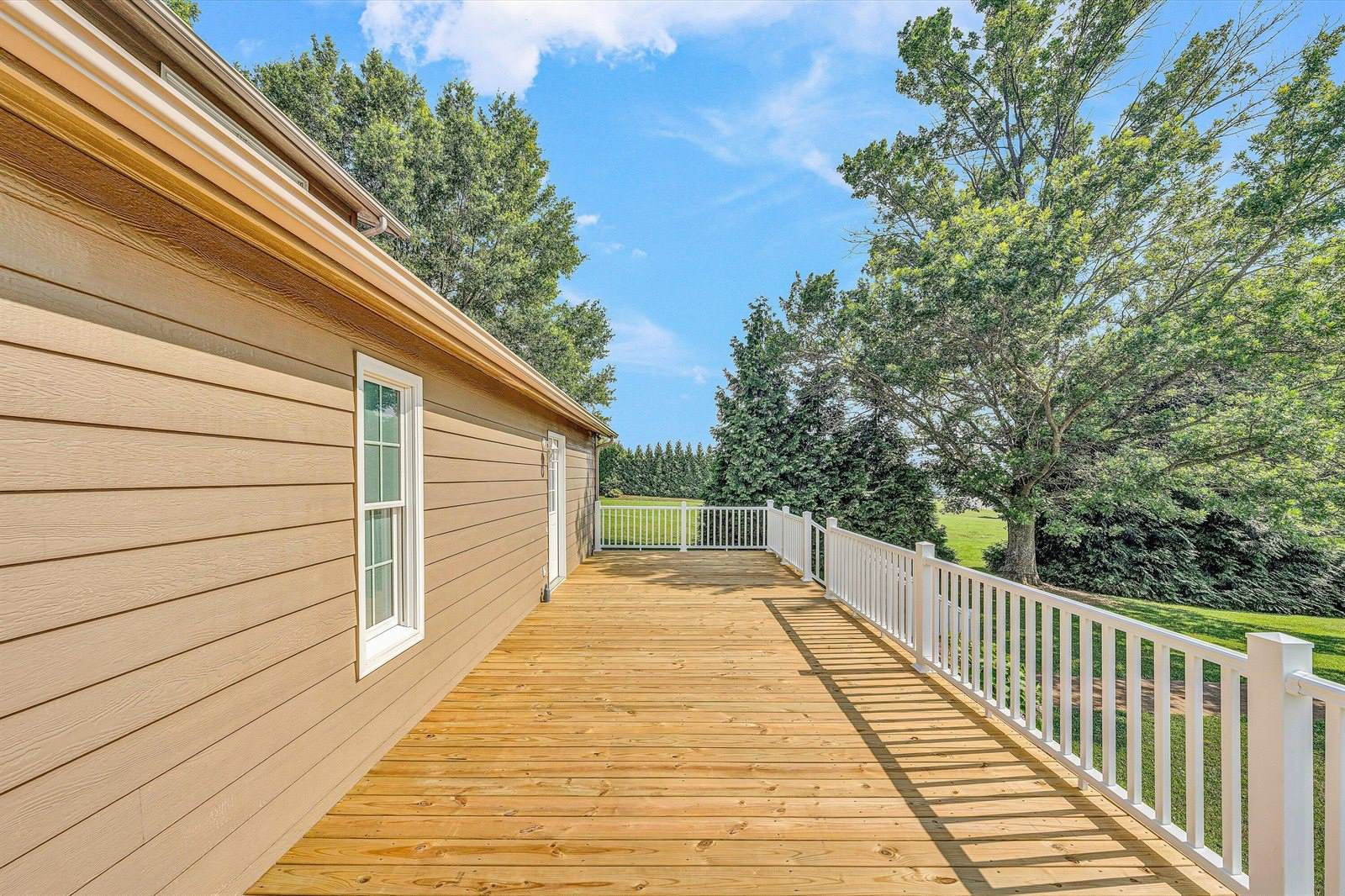 120 Nyle Ridge Rd, Wirtz, VA 24184