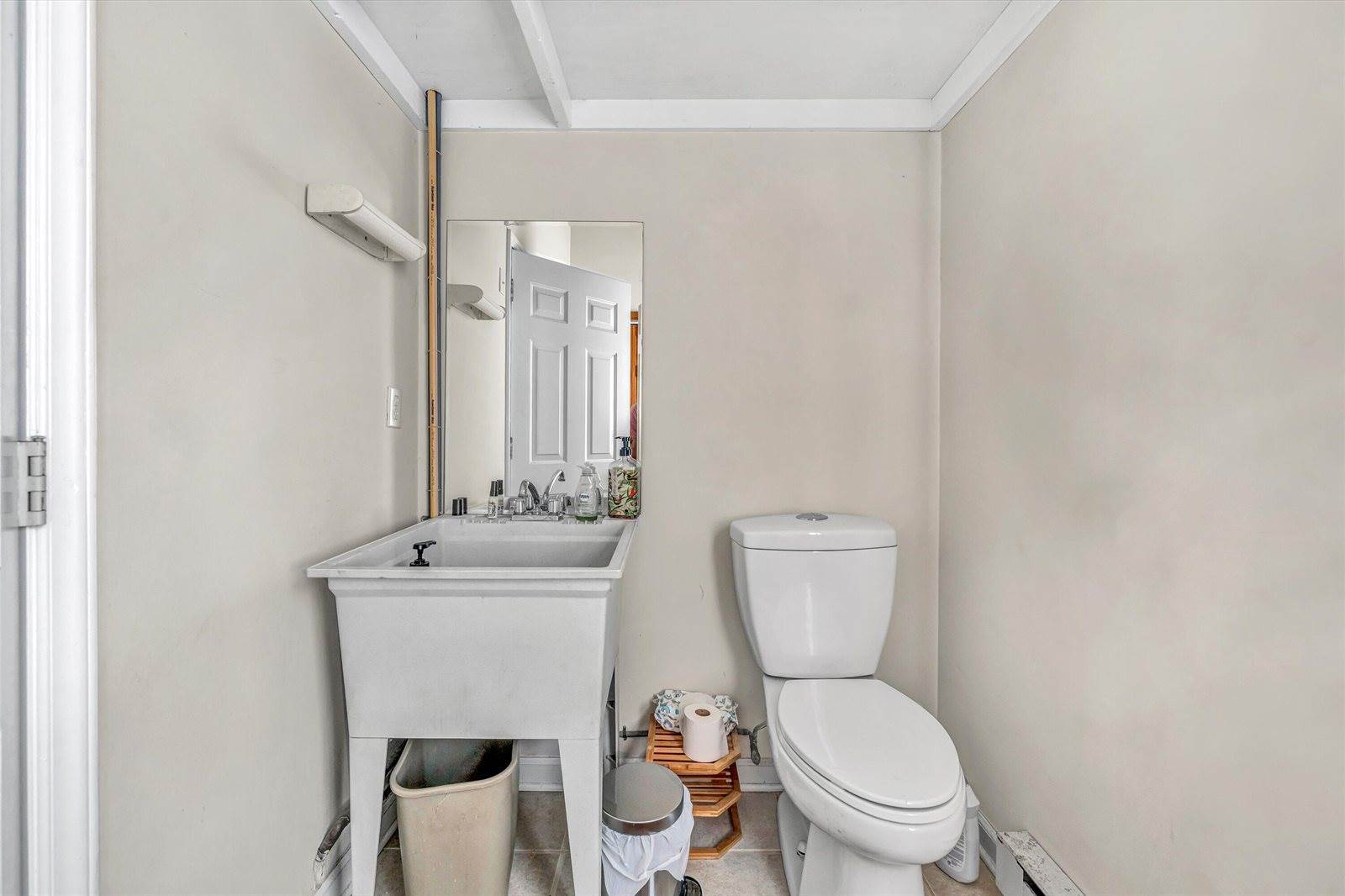 120 Nyle Ridge Rd, Wirtz, VA 24184