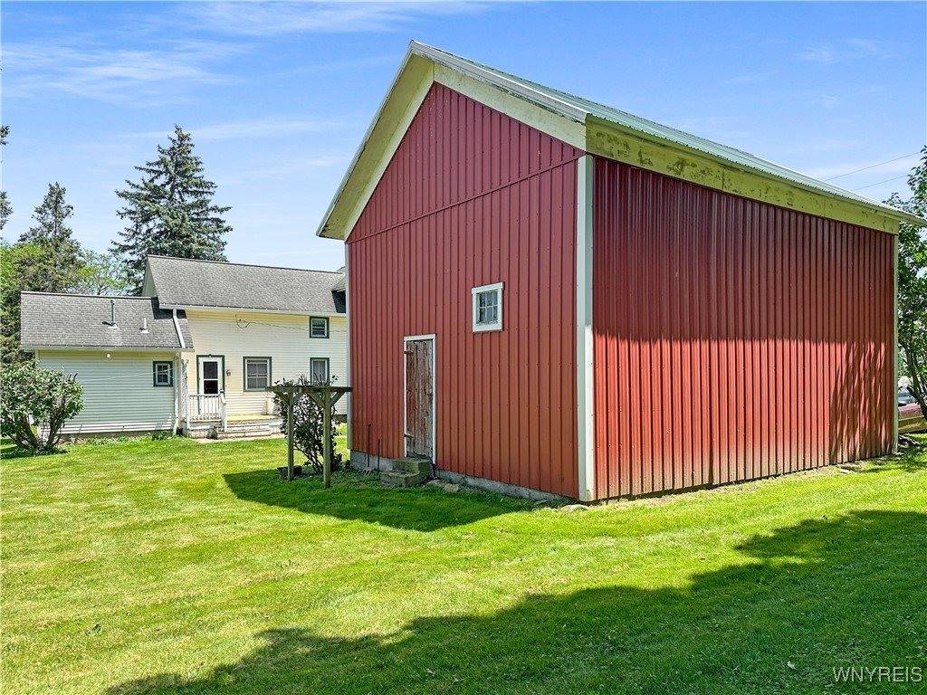 1598 Perry Road, Covington, NY 14525