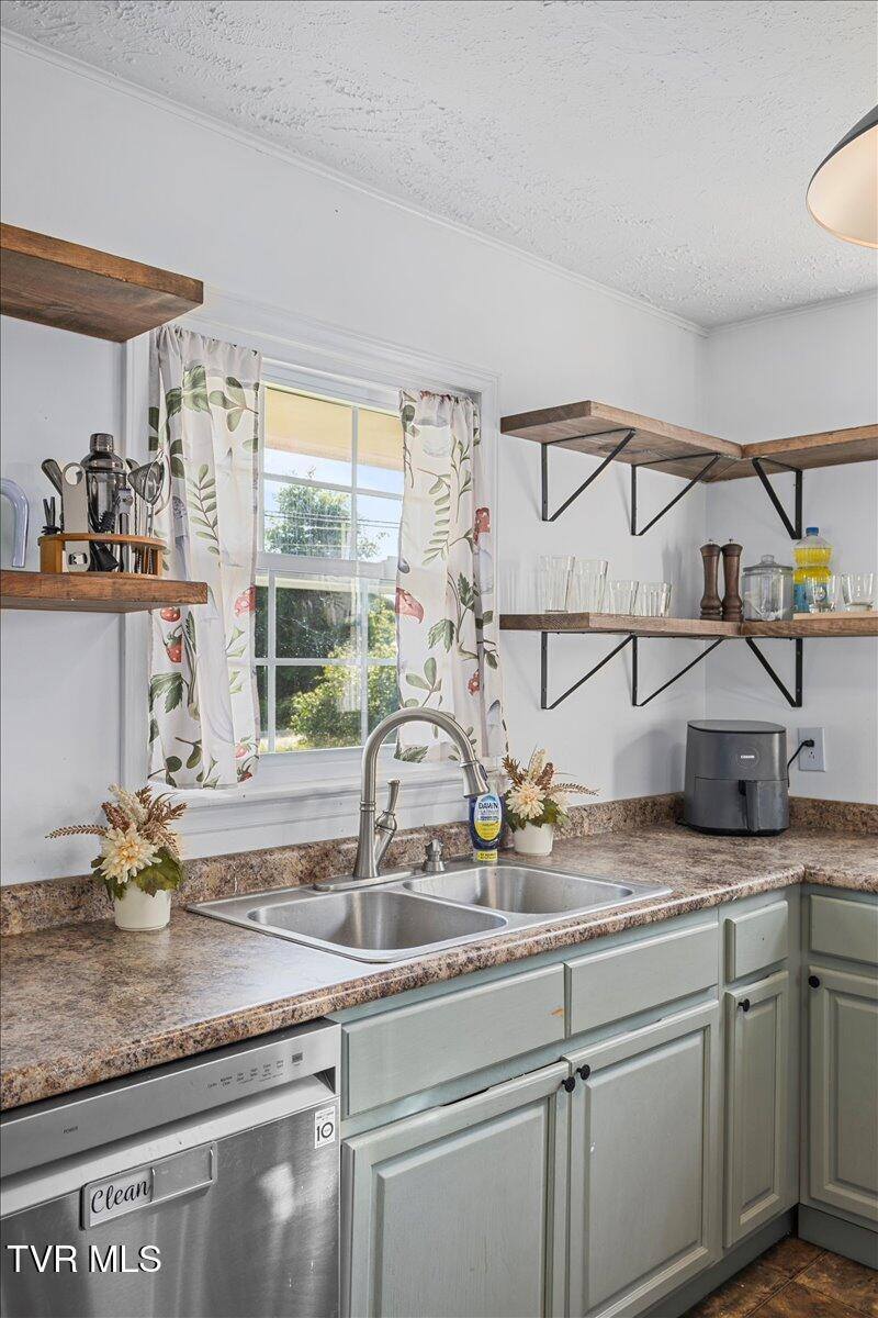 2295 Jones Bridge Road, Greeneville, TN 37743