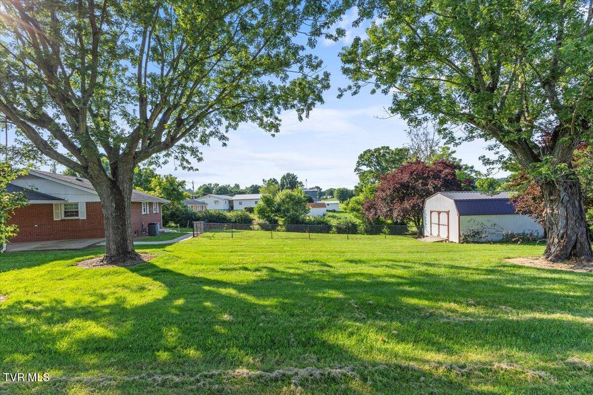 2295 Jones Bridge Road, Greeneville, TN 37743