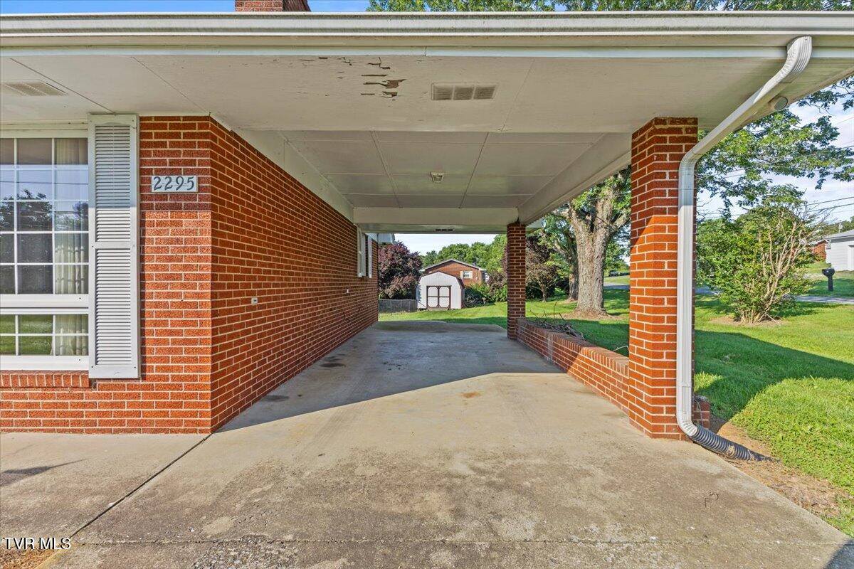 2295 Jones Bridge Road, Greeneville, TN 37743