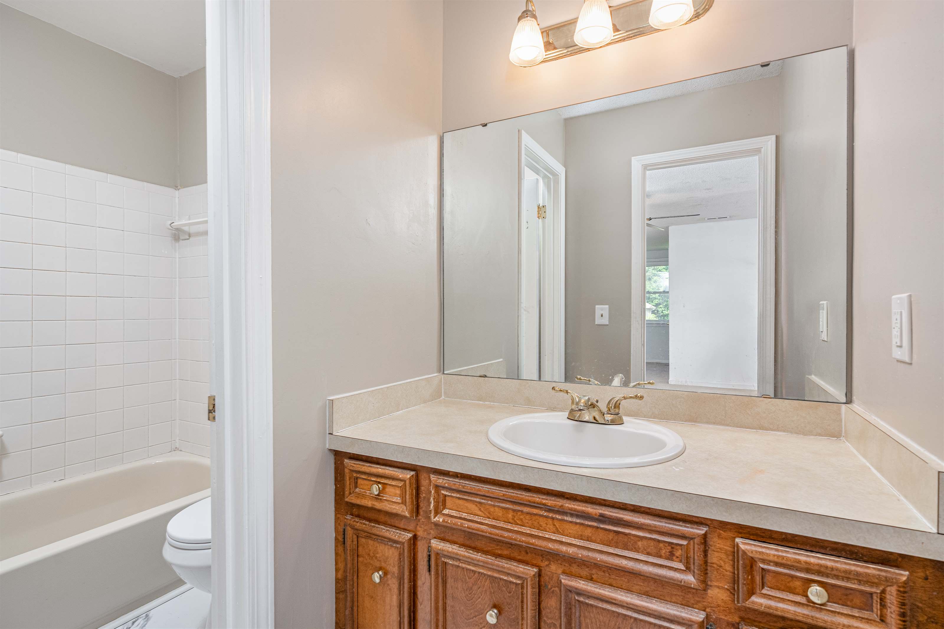 108 Cornish Way, Lexington, SC 29073