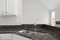 239 Windsor Dr, Fishersville, VA 22939