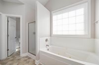 239 Windsor Dr, Fishersville, VA 22939