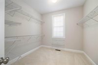 239 Windsor Dr, Fishersville, VA 22939