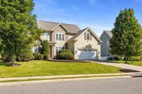 239 Windsor Dr, Fishersville, VA 22939