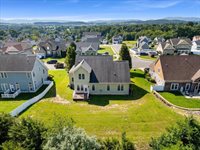 239 Windsor Dr, Fishersville, VA 22939