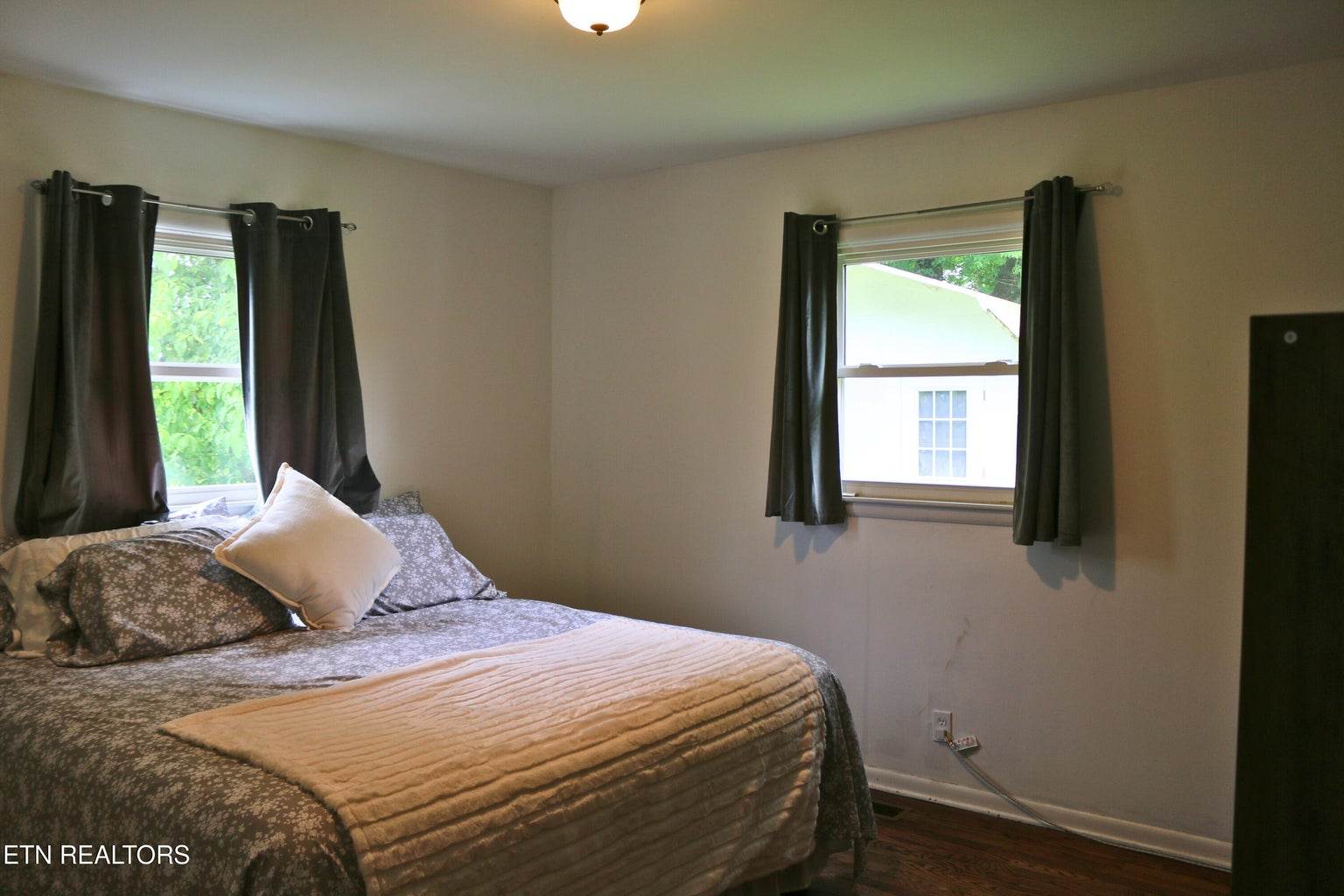 8025 Sharp Road, Powell, TN 37849