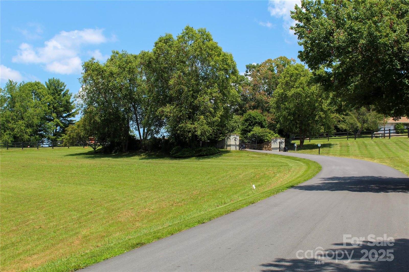 9999 Settlers Trail, #38, Mars Hill, NC 28754