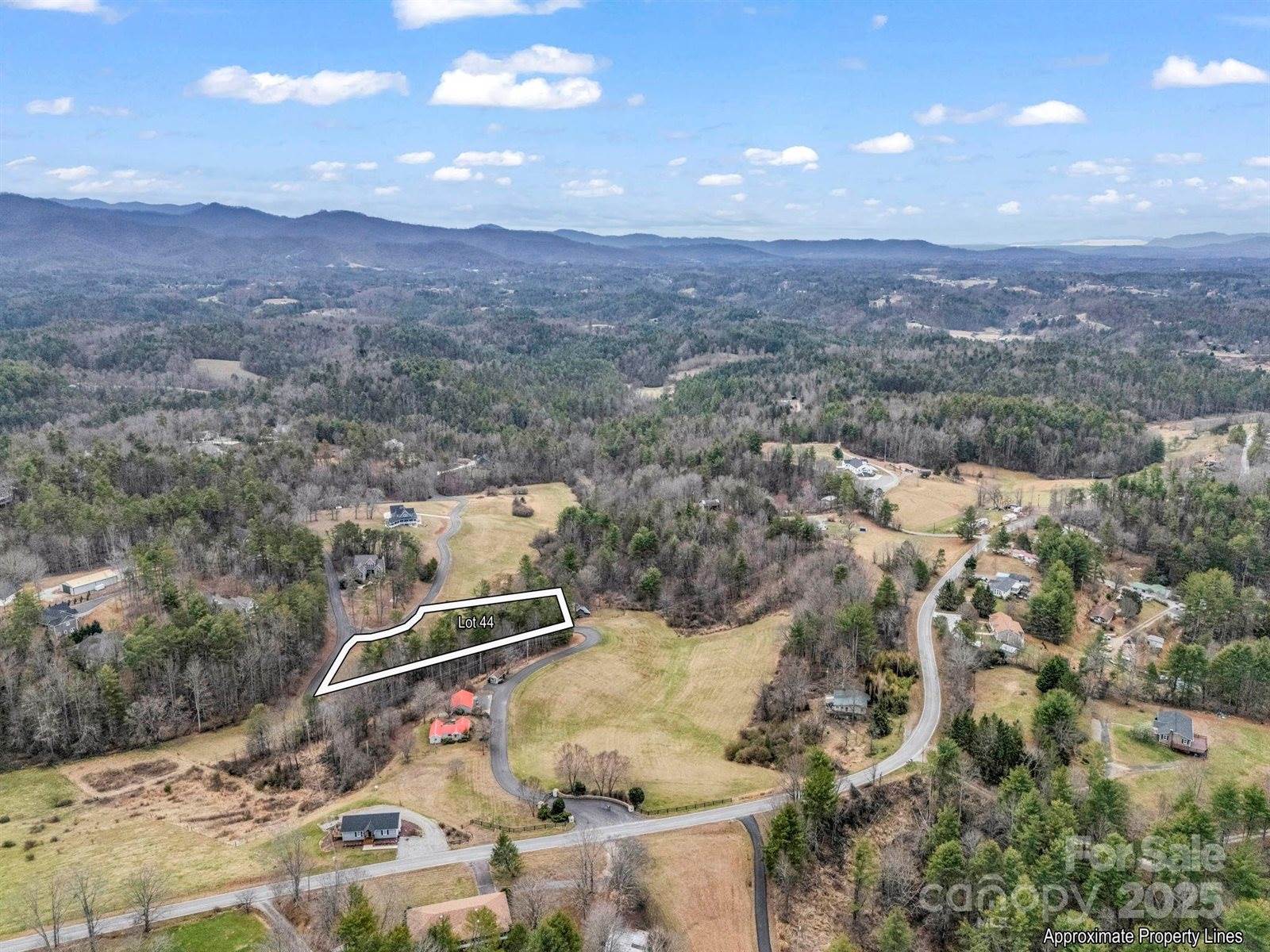 9999 Settlers Trail, #44, Mars Hill, NC 28754