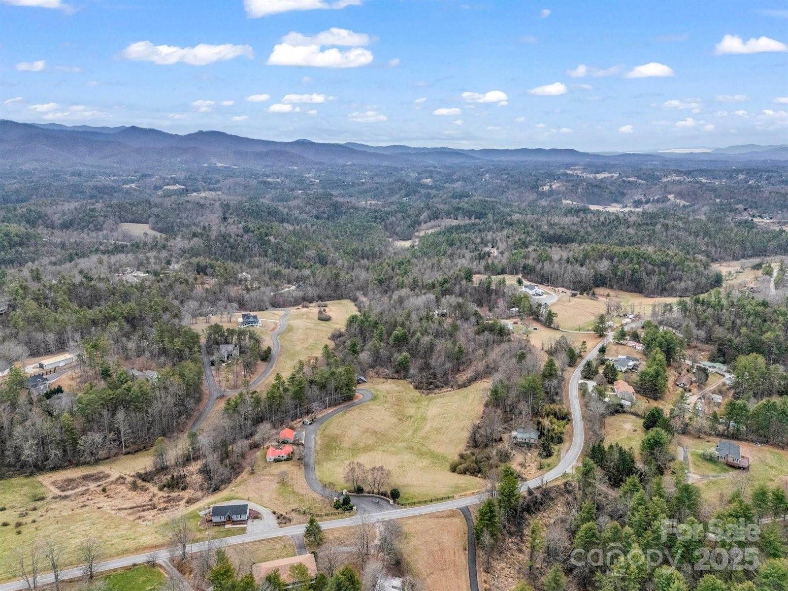 9999 Settlers Trail, Mars Hill, NC 28754
