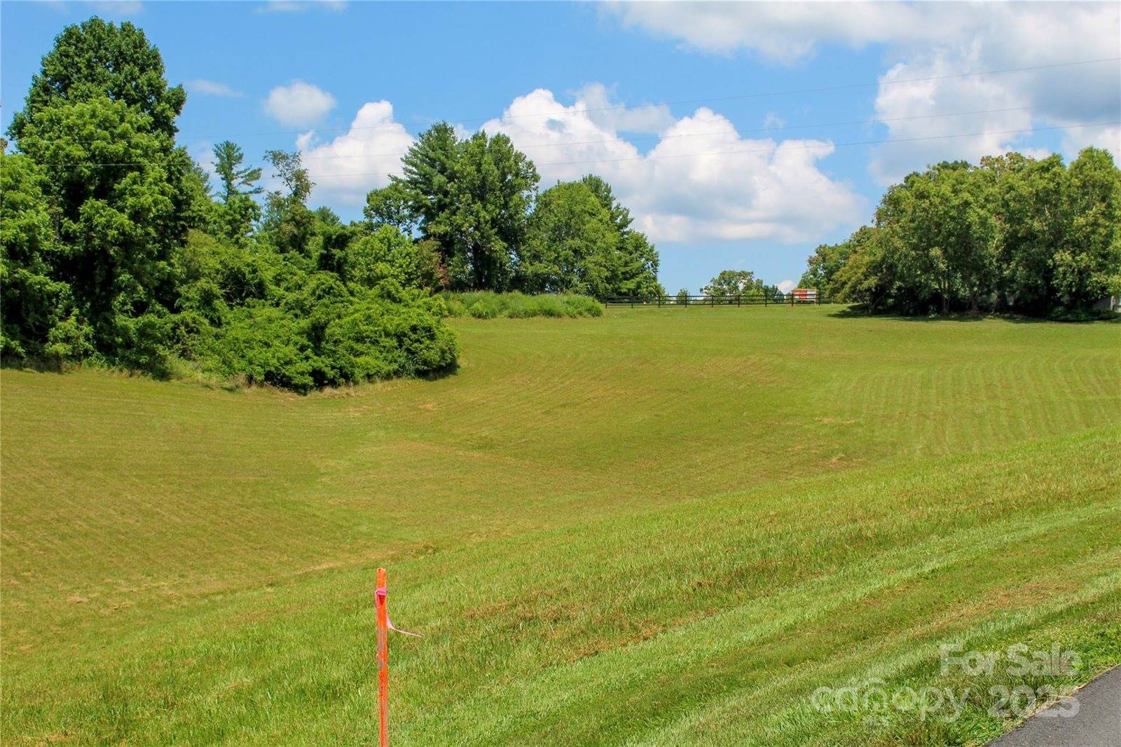 9999 Settlers Trail, Mars Hill, NC 28754