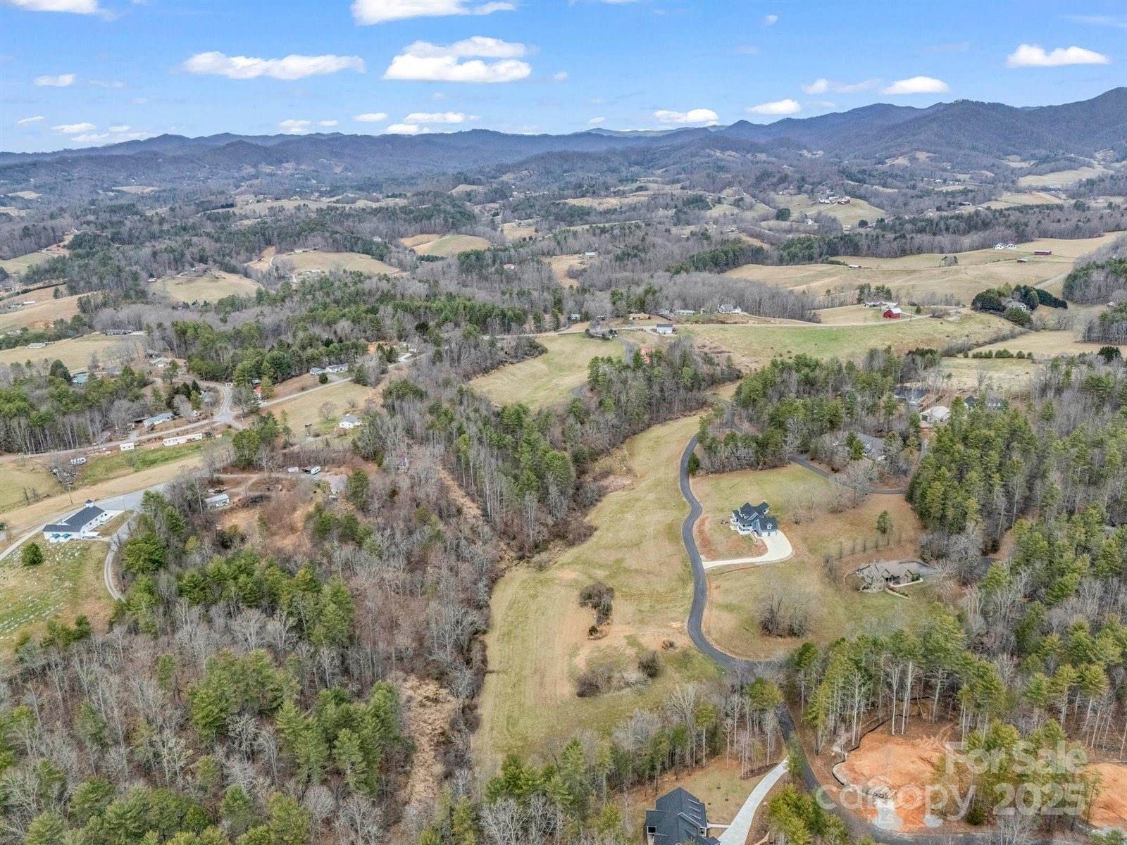 9999 Settlers Trail, Mars Hill, NC 28754