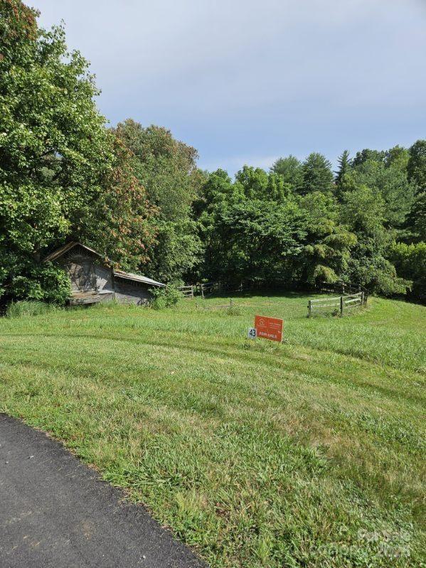 9999 Settlers Trail, Mars Hill, NC 28754