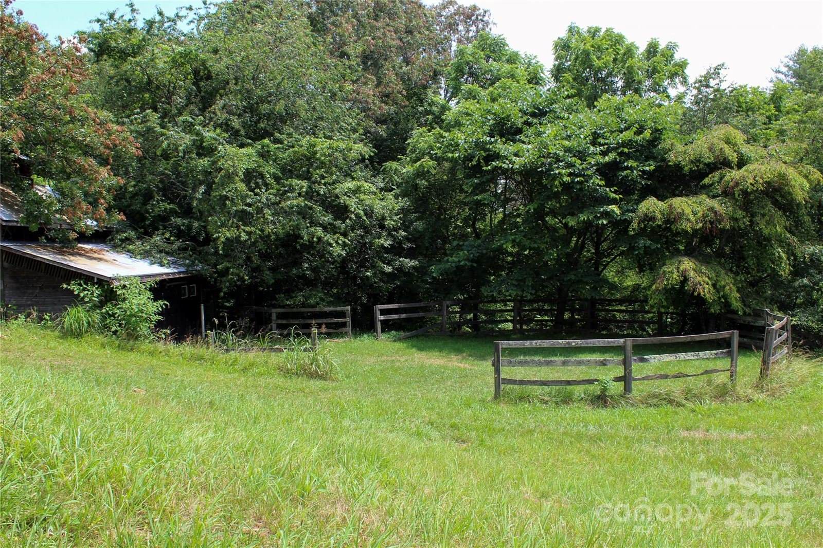 9999 Settlers Trail, Mars Hill, NC 28754