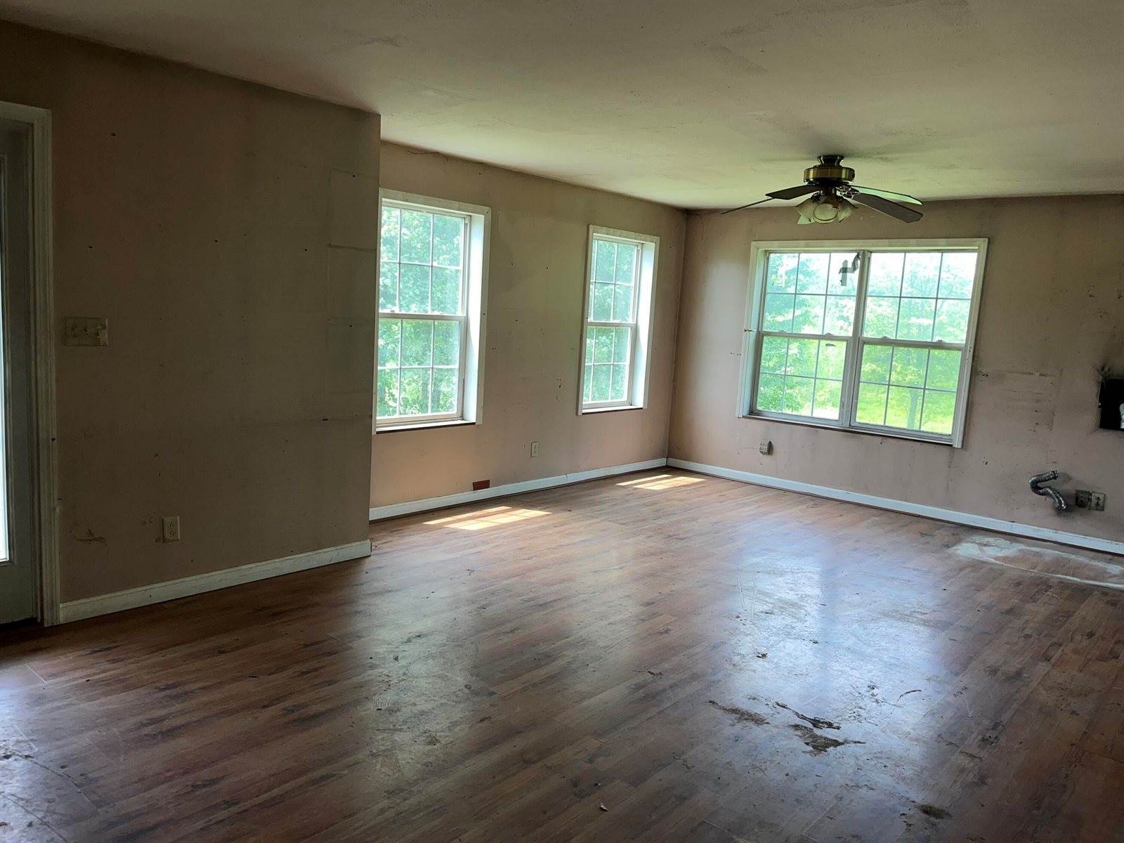 280 Grant Road, Corinth, ME 04427