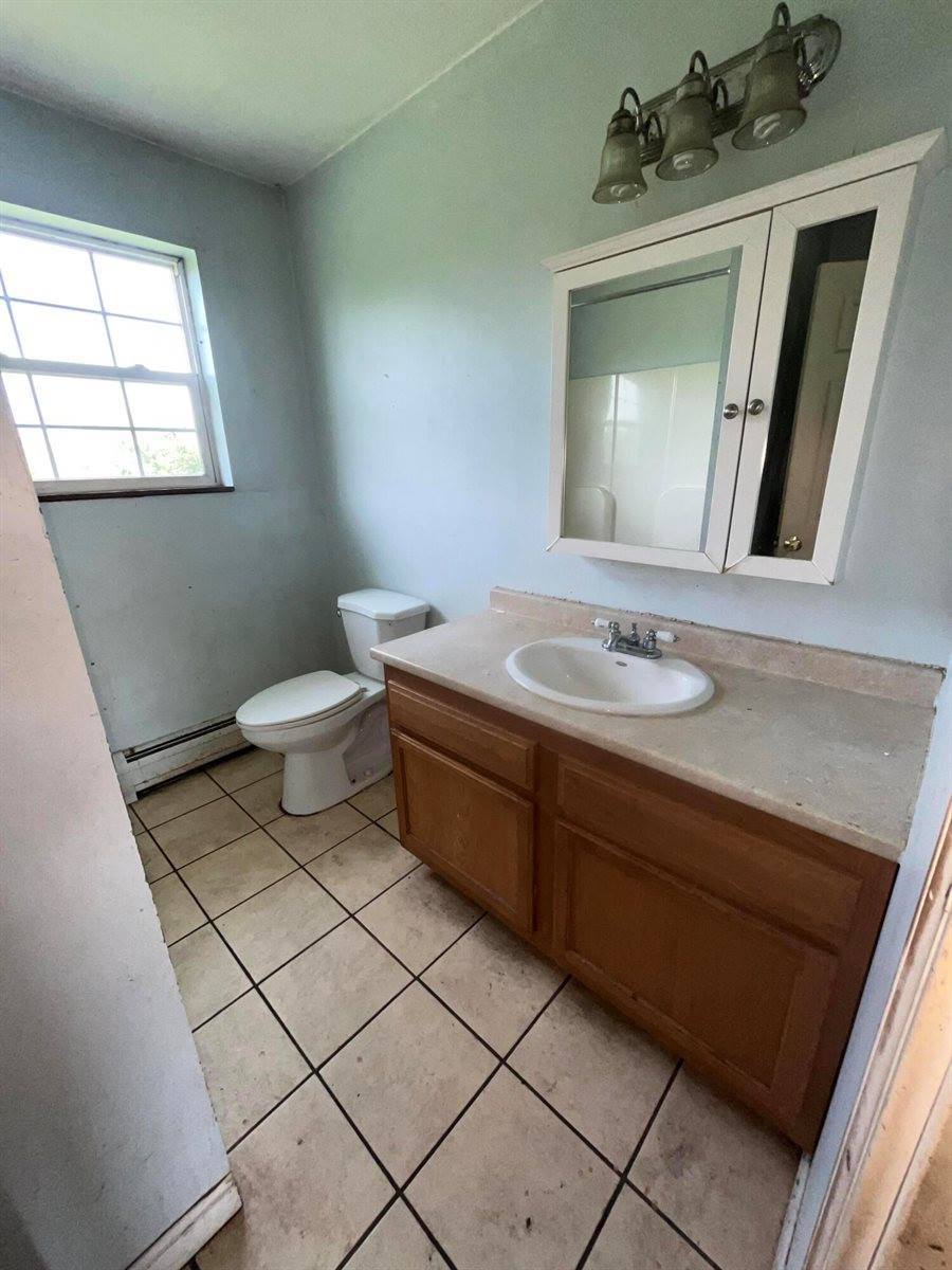 280 Grant Road, Corinth, ME 04427