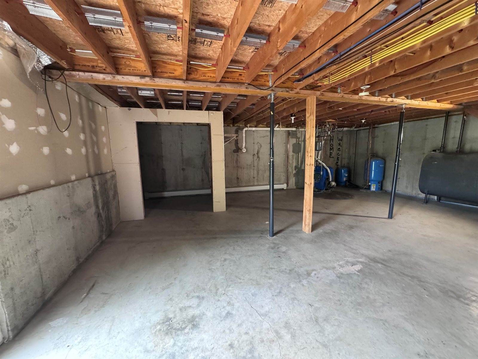 280 Grant Road, Corinth, ME 04427