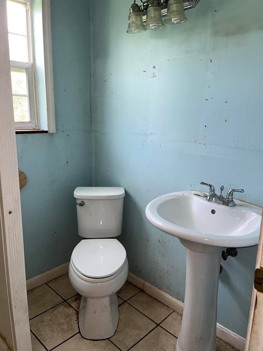 280 Grant Road, Corinth, ME 04427