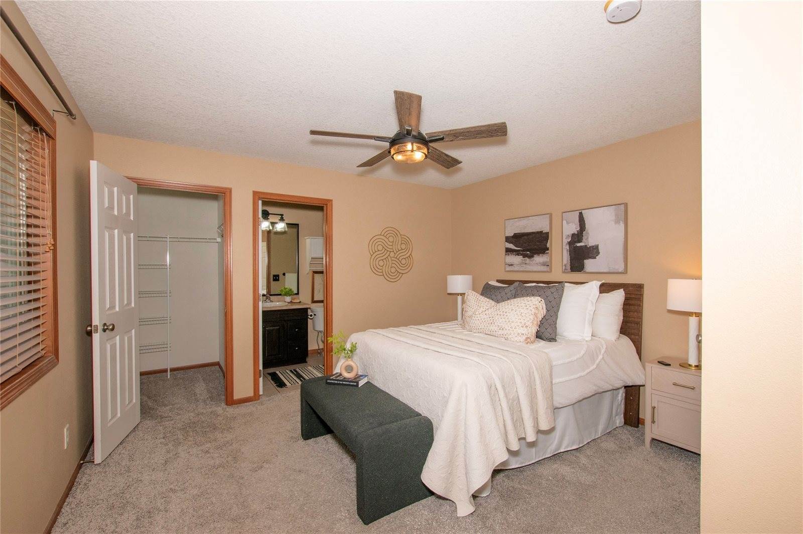 408 Tailfeather Court NW, Bondurant, IA 50035