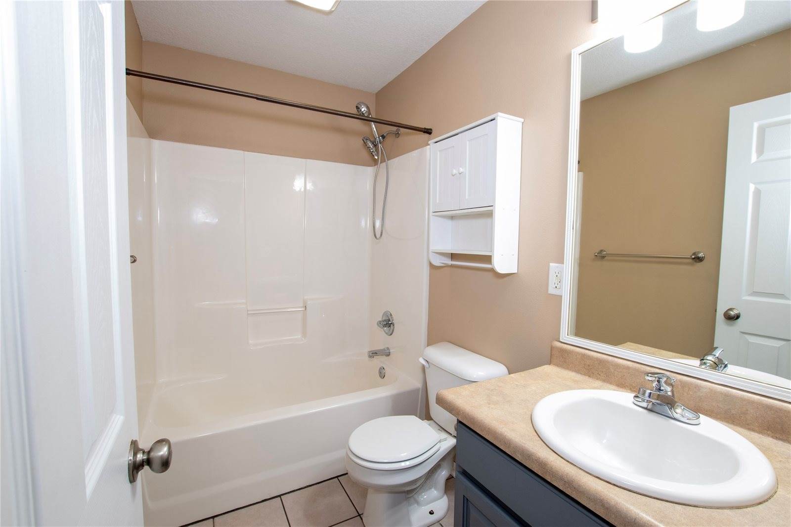 408 Tailfeather Court NW, Bondurant, IA 50035