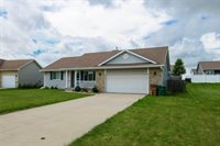 408 Tailfeather Court NW, Bondurant, IA 50035