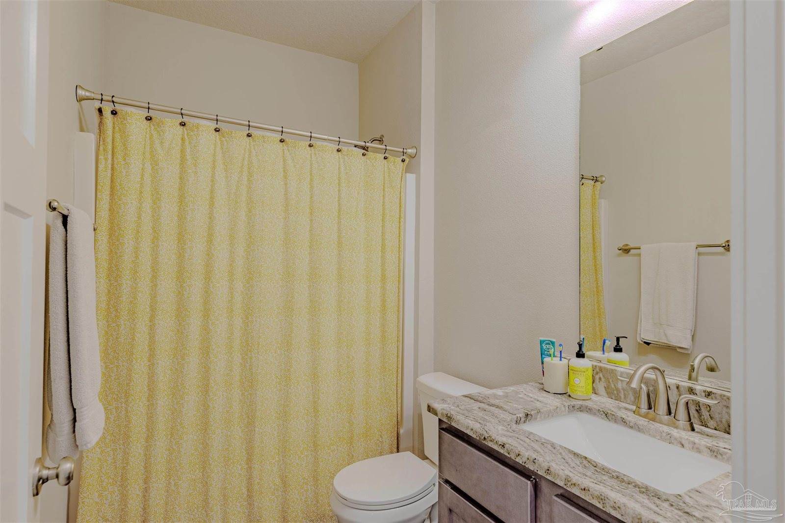 445 Pemberton Ln, Cantonment, FL 32533