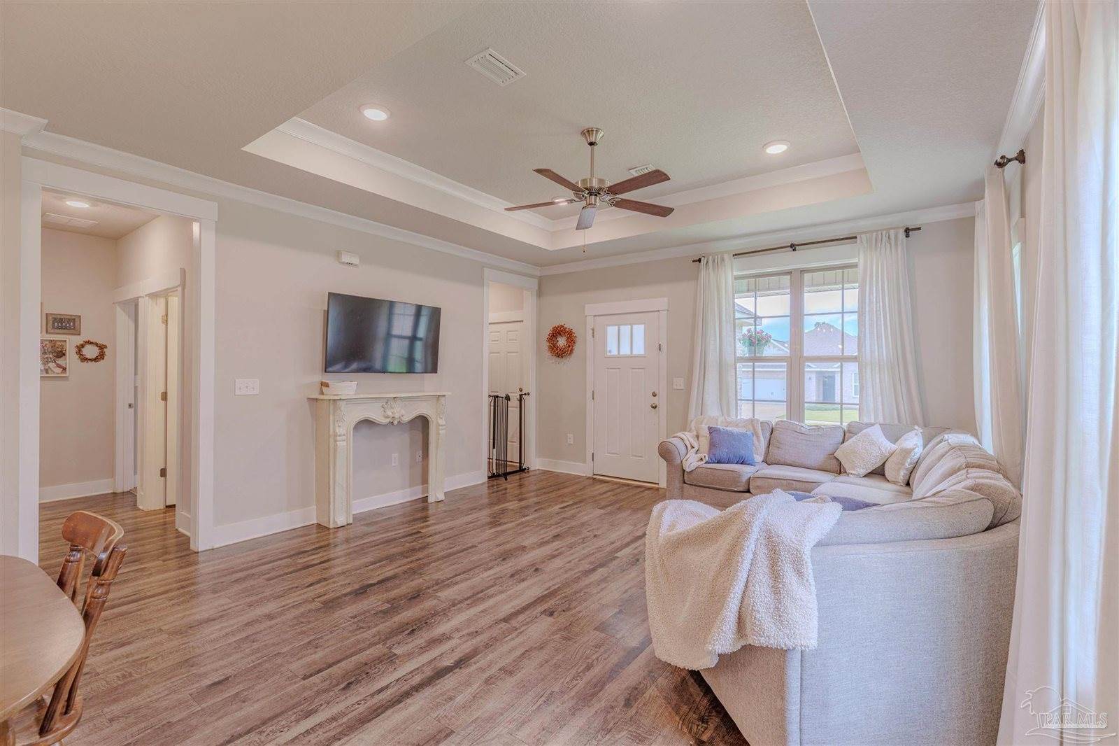 445 Pemberton Ln, Cantonment, FL 32533