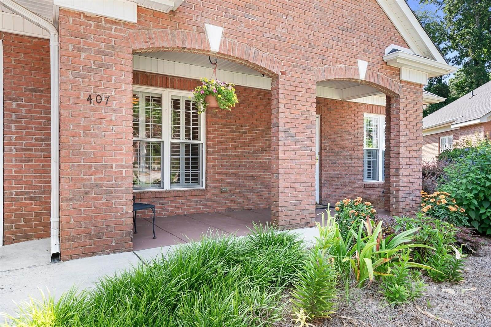 407 Knops Nob Road, Mooresville, NC 28115