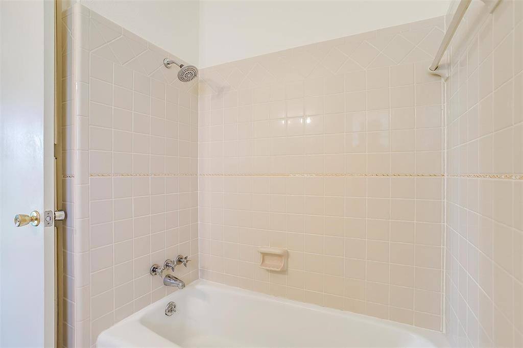 10608 Pack Saddle Trail, Fort Worth, TX 76108