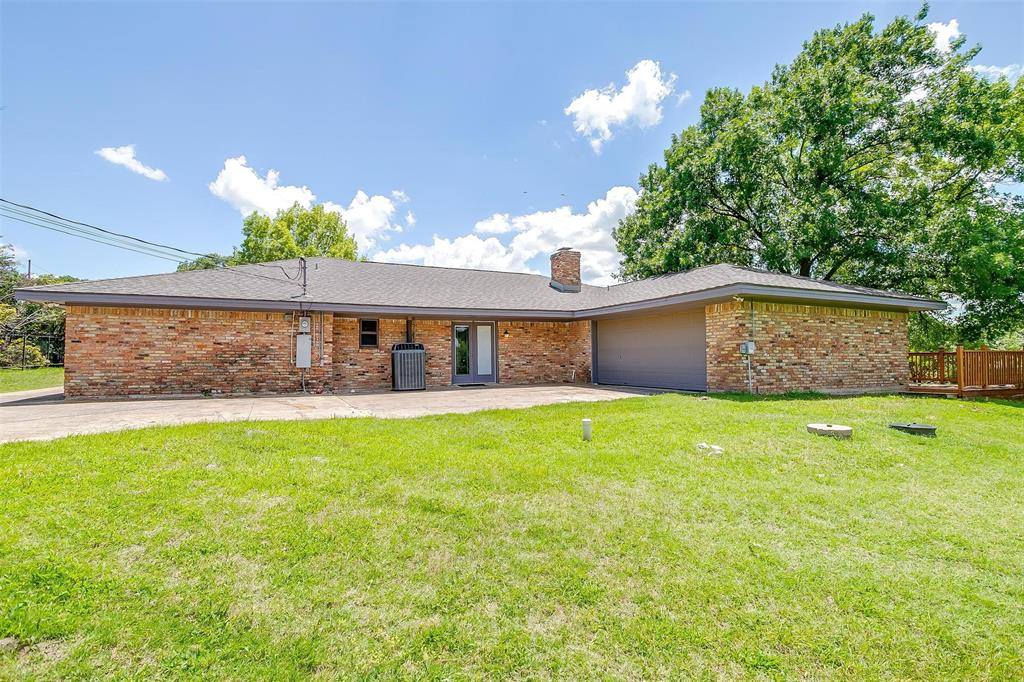 10608 Pack Saddle Trail, Fort Worth, TX 76108