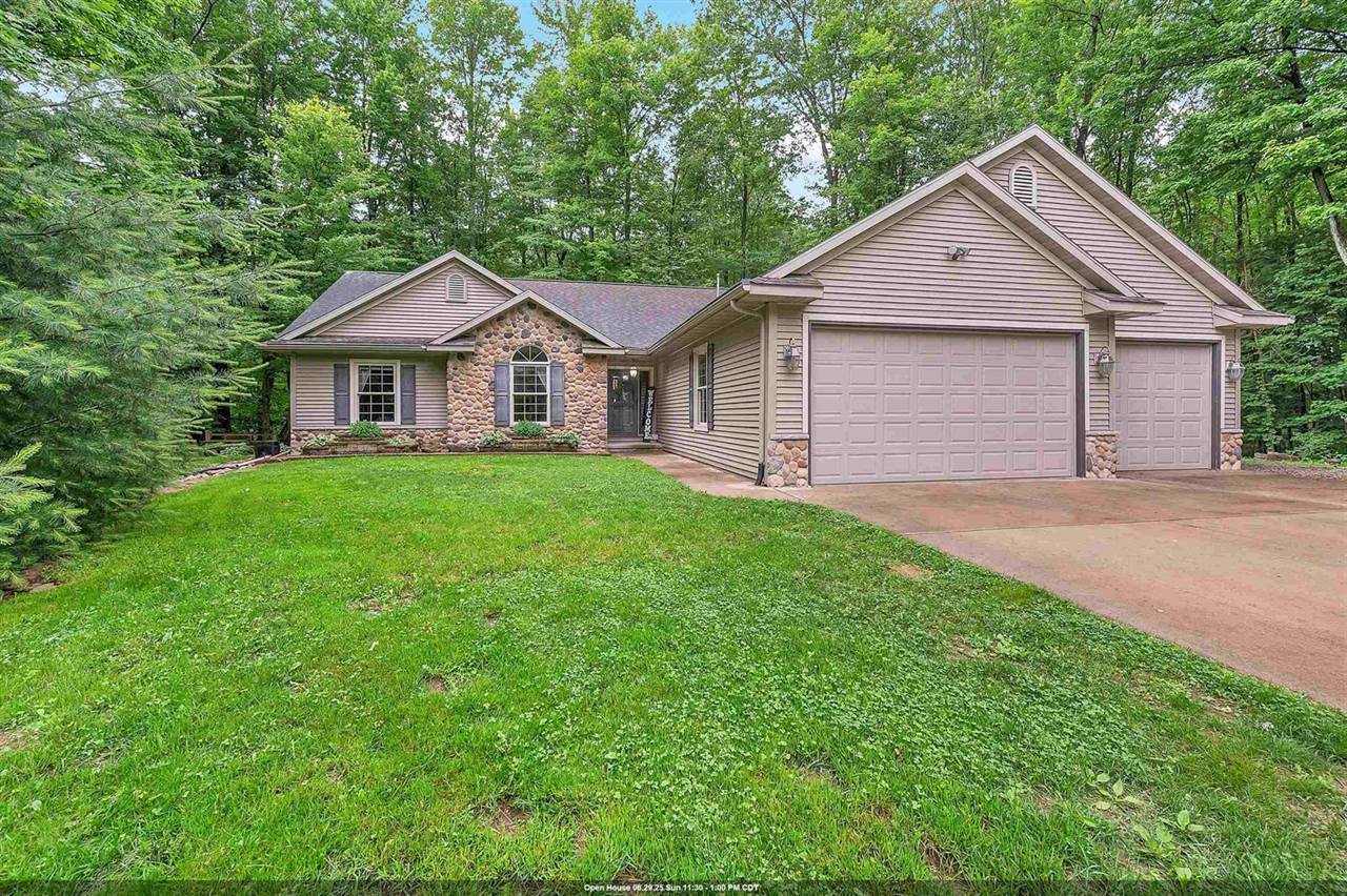 5958 Wood Brook Circle, Little Suamico, WI 54141