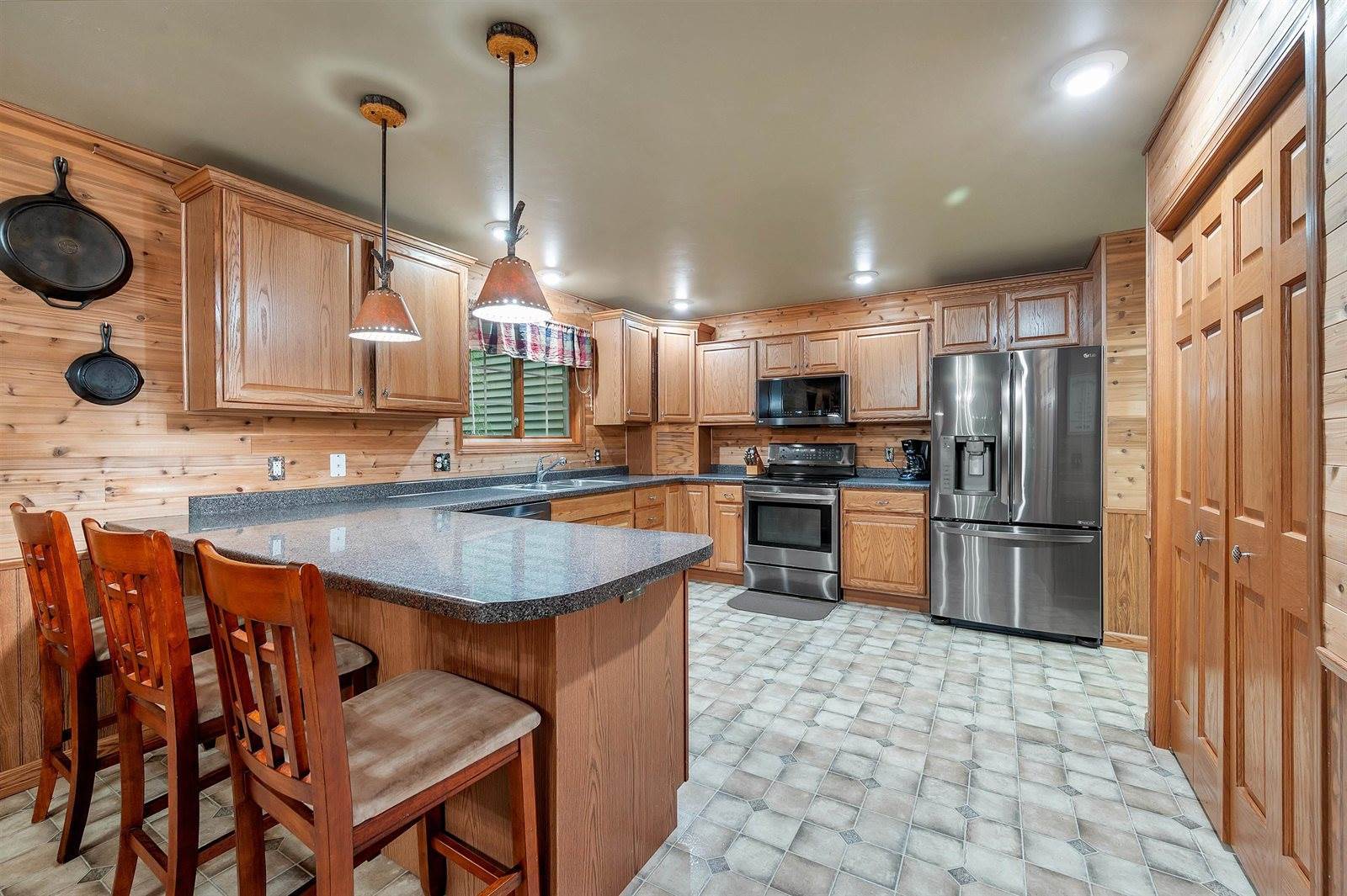 5958 Wood Brook Circle, Little Suamico, WI 54141