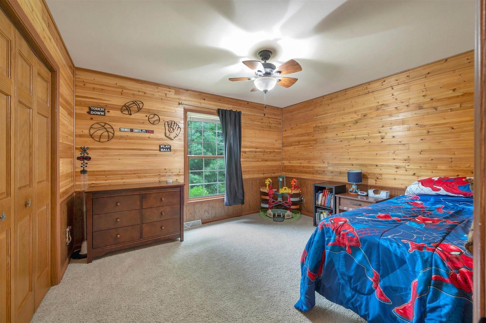 5958 Wood Brook Circle, Little Suamico, WI 54141