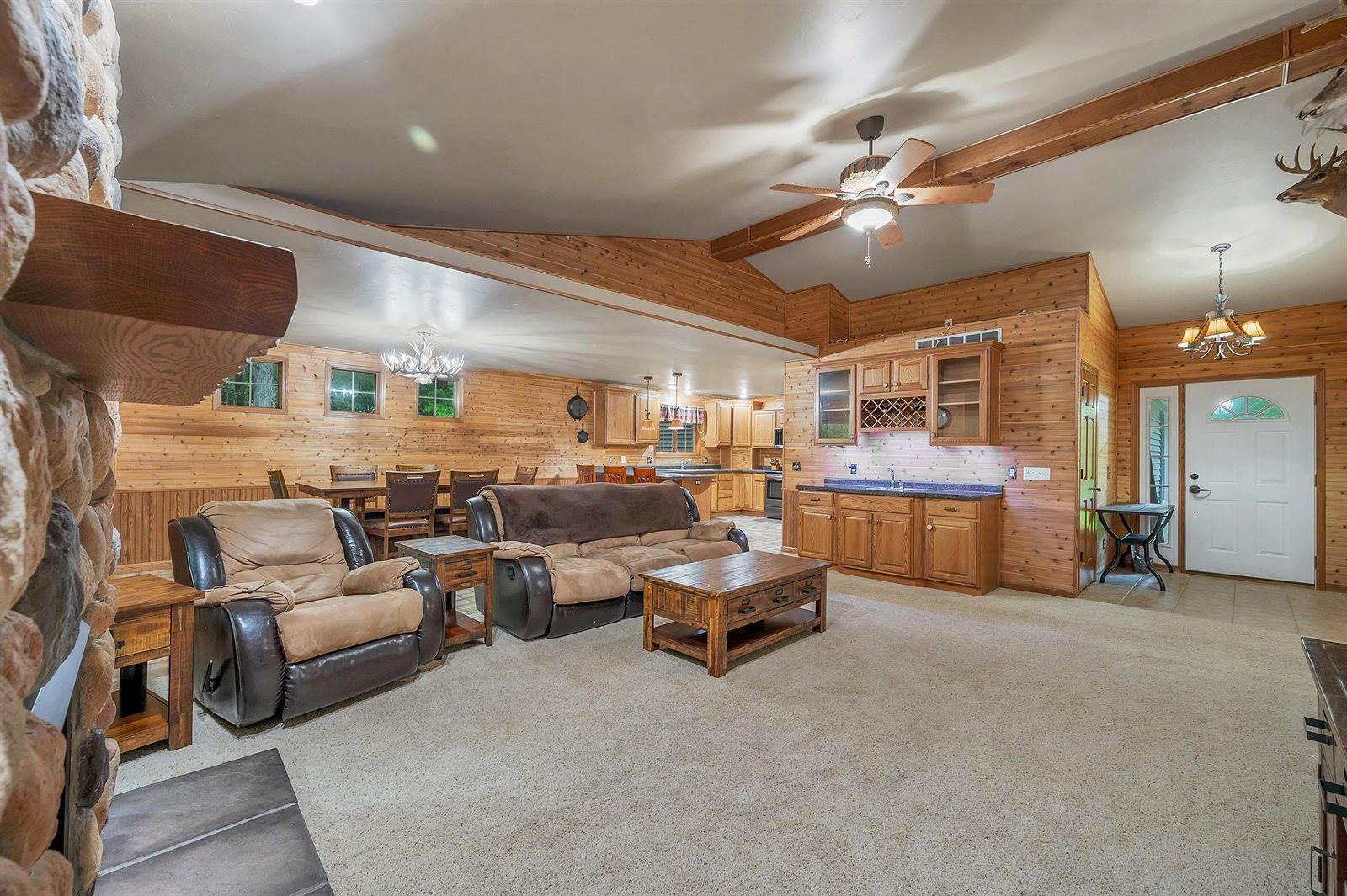 5958 Wood Brook Circle, Little Suamico, WI 54141