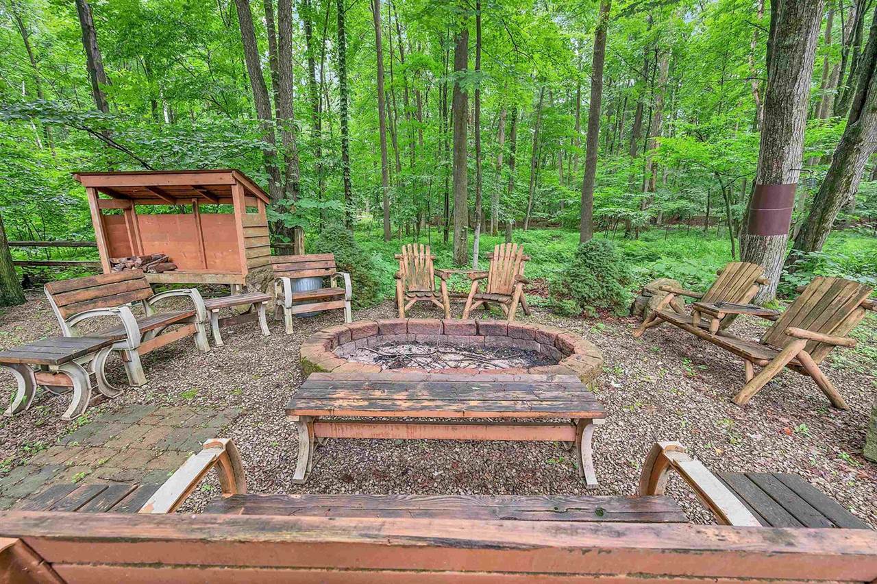 5958 Wood Brook Circle, Little Suamico, WI 54141