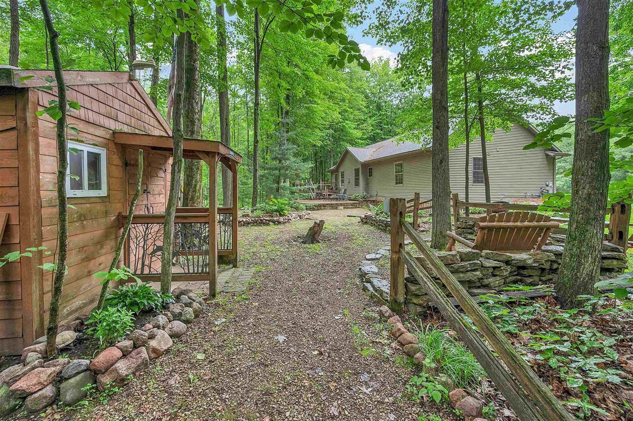 5958 Wood Brook Circle, Little Suamico, WI 54141