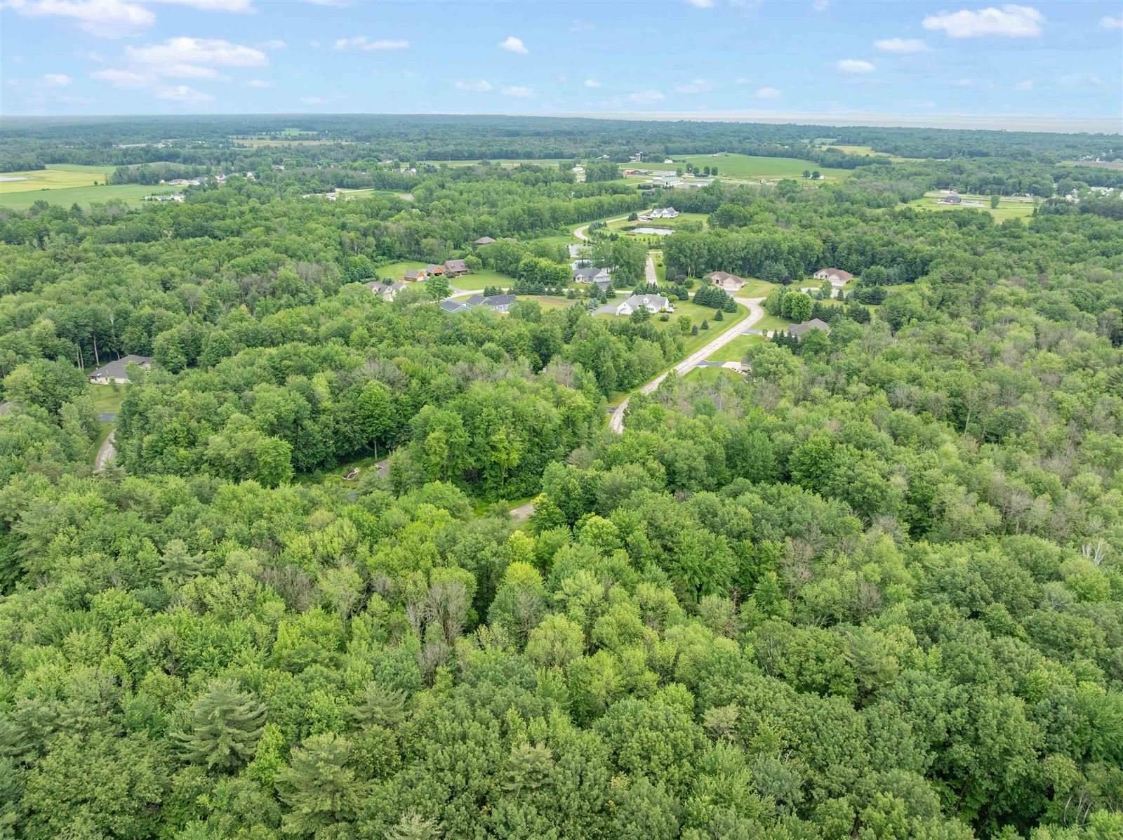 5958 Wood Brook Circle, Little Suamico, WI 54141