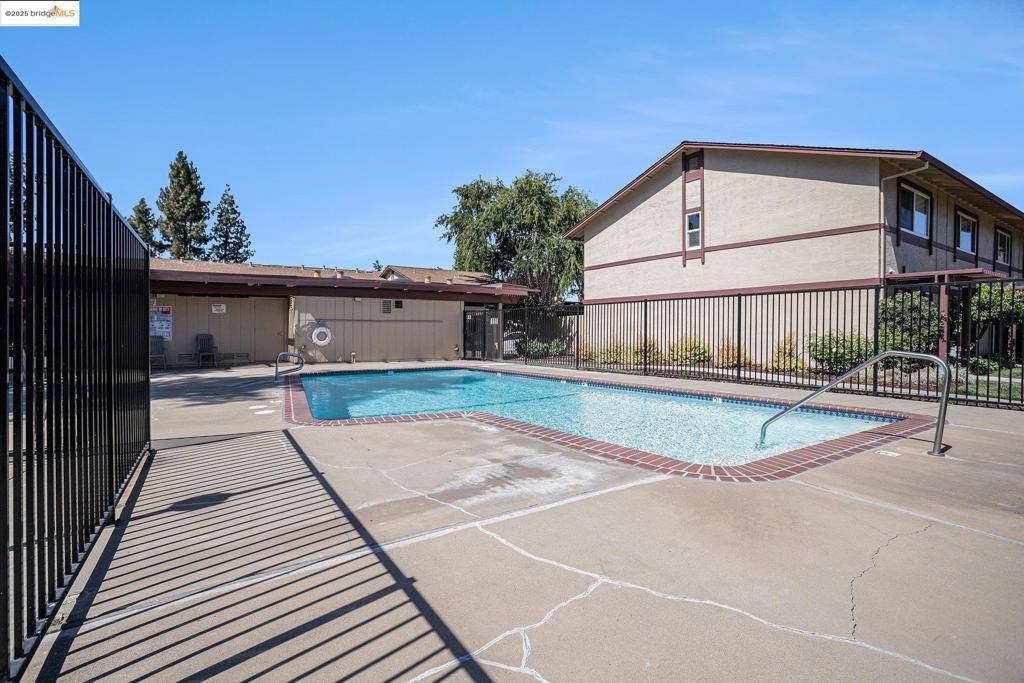 1563 Parkwood Pl, Concord, CA 94521