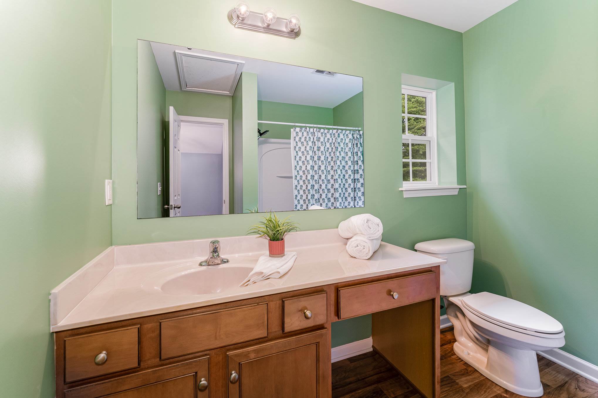 660 Grasswren Way, Greensboro, NC 27409